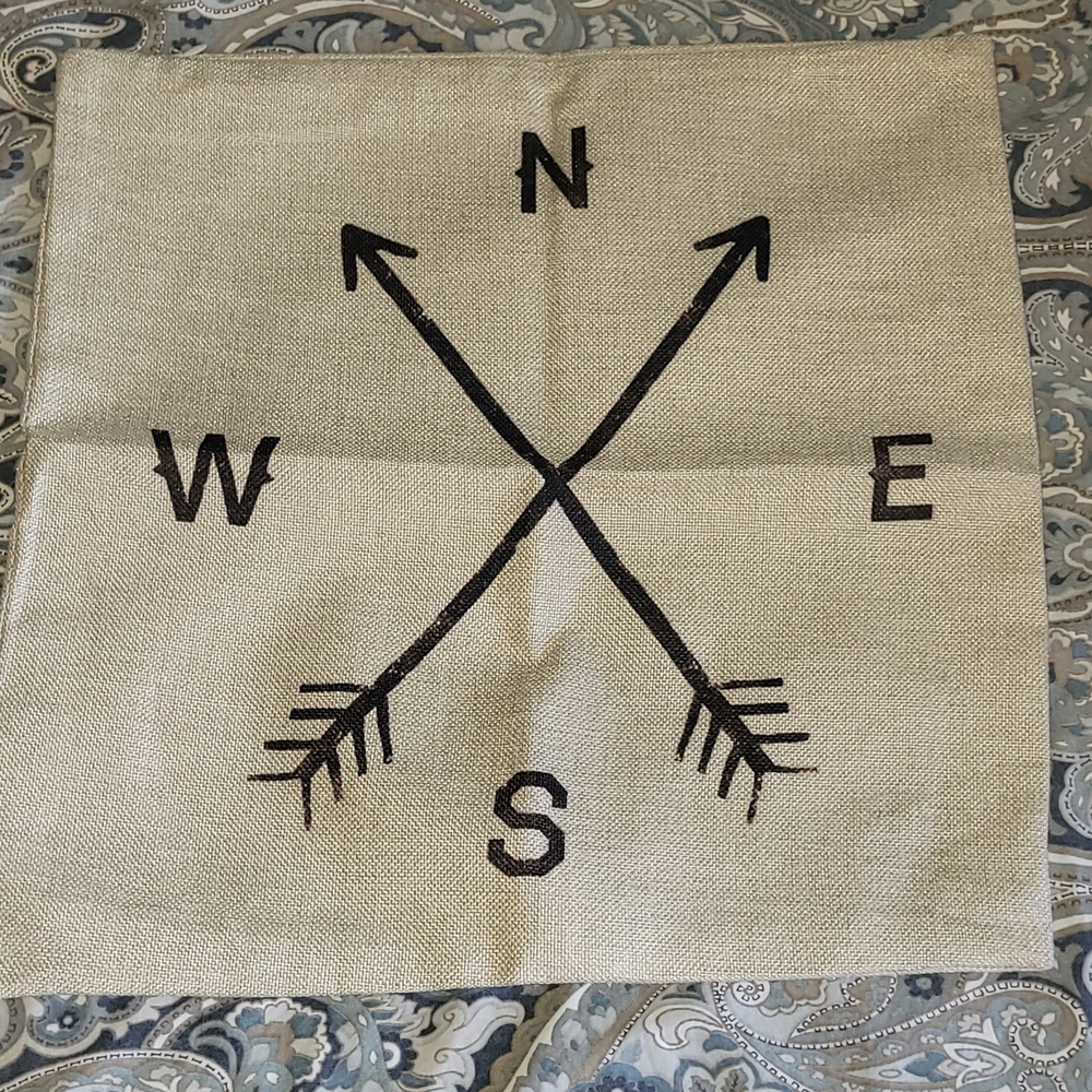 Compass Design Throw Pillow Cover